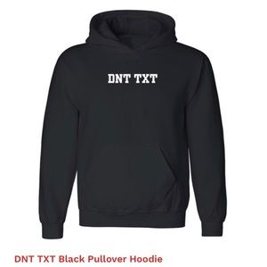 brand new gals on the go “dnt txt” hoodie!!!